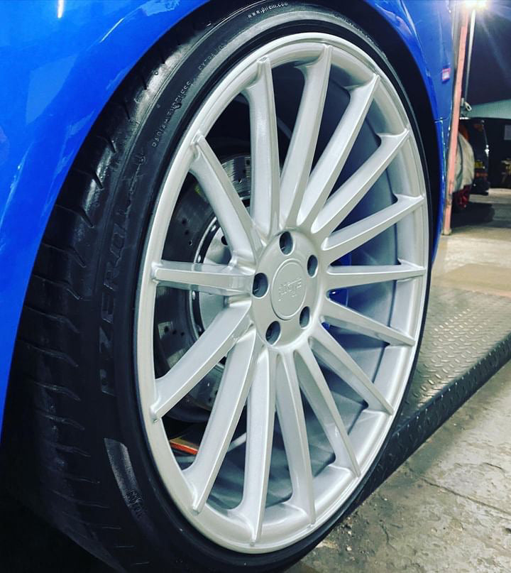 Niche Floating Centre Cap Kit